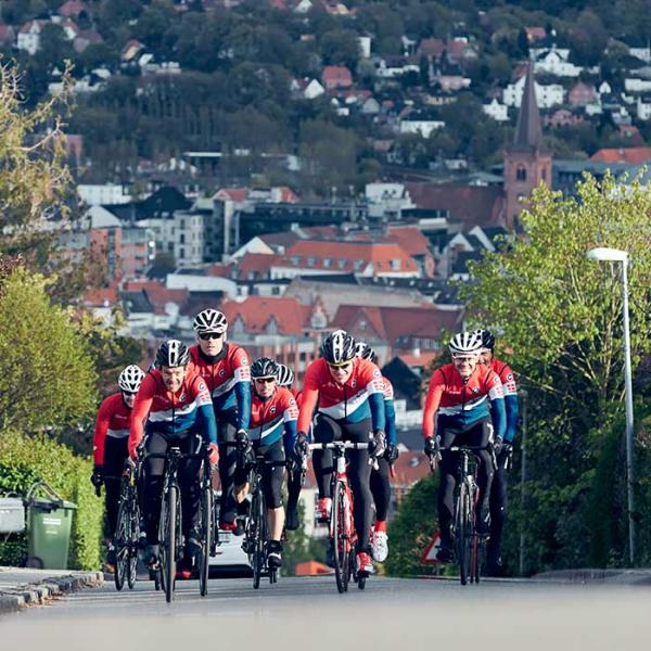 Cyclists cycle up Gammel Kongevej in Vejle