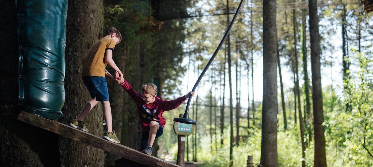 Children playing in WOW PARK Billund